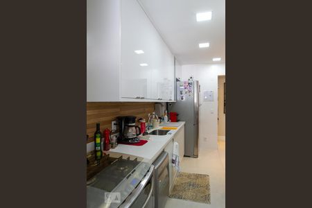 Apartamento à venda com 74m², 2 quartos e 1 vaga Apartamento à venda com 74m², 2 quartos e 1 vagaCozinha