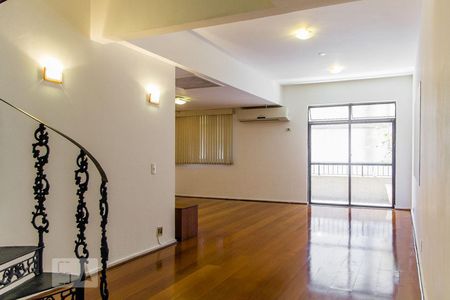 Sala de apartamento à venda com 4 quartos, 220m² em Cacuia, Rio de Janeiro