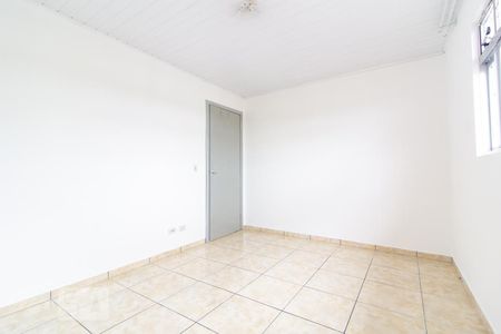 Quarto de apartamento para alugar com 1 quarto, 45m² em Novo Mundo, Curitiba
