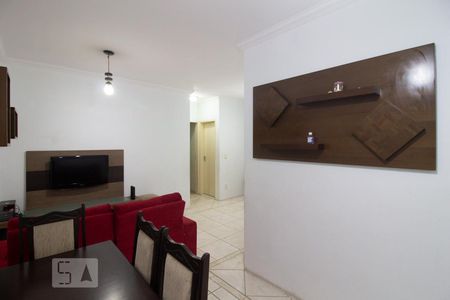 Sala de Apartamento com 3 quartos, 83m² Jardim Adriana