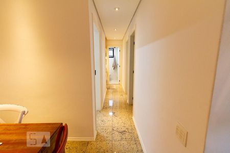Corredor de apartamento à venda com 2 quartos, 65m² em Jardim Promissão, São Paulo