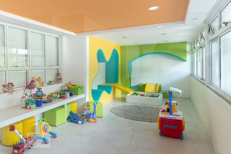 Apartamento à venda com 65m², 2 quartos e 1 vagaÁrea comum - Salão de festas