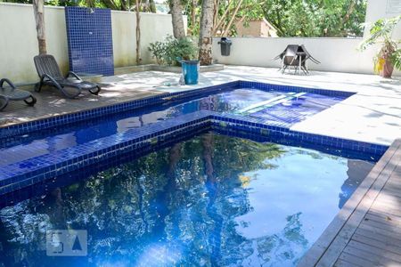 Apartamento à venda com 65m², 2 quartos e 1 vagaÁrea comum - Piscina