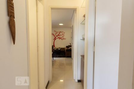 Apartamento para alugar com 69m², 2 quartos e 1 vaga Apartamento para alugar com 69m², 2 quartos e 1 vagaCorredor