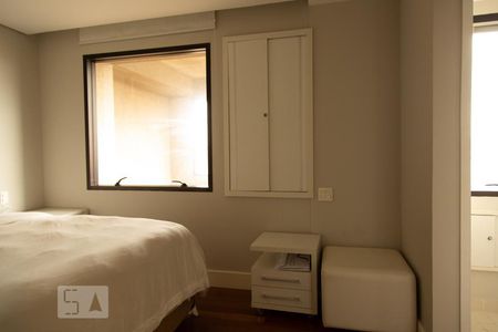 Quarto suíte de apartamento à venda com 1 quarto, 85m² em Itaim Bibi, São Paulo