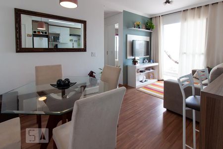 Sala de apartamento à venda com 2 quartos, 49m² em Padroeira, Osasco