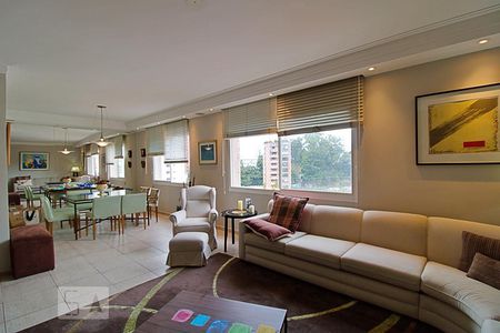 Sala de apartamento para alugar com 4 quartos, 190m² em Real Parque, São Paulo