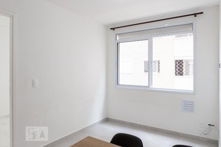Apartamento à venda com 35m², 2 quartos e sem vaga Apartamento à venda com 35m², 2 quartos e sem vagaSala