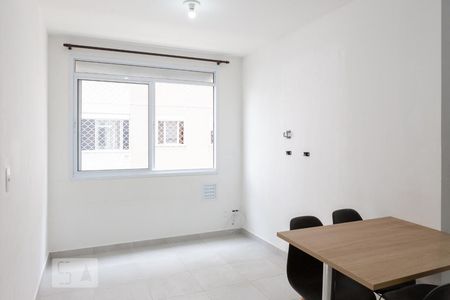 Apartamento à venda com 35m², 2 quartos e sem vaga Apartamento à venda com 35m², 2 quartos e sem vagaSala