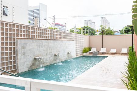 Apartamento à venda com 35m², 2 quartos e sem vaga Apartamento à venda com 35m², 2 quartos e sem vagaPiscina