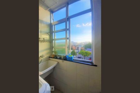 Apartamento à venda com 49m², 2 quartos e 1 vaga Apartamento à venda com 49m², 2 quartos e 1 vagaÁrea de Serviço