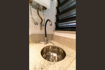 Casa para alugar com 25m², 1 quarto e sem vagaÁrea comum - lavanderia