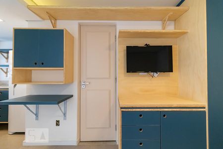 Sala de casa para alugar com 1 quarto, 25m² em Cerqueira César, São Paulo