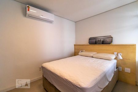 Suíte de casa para alugar com 1 quarto, 25m² em Cerqueira César, São Paulo