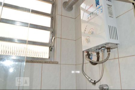 Apartamento para alugar com 65m², 2 quartos e sem vagaBanheiro