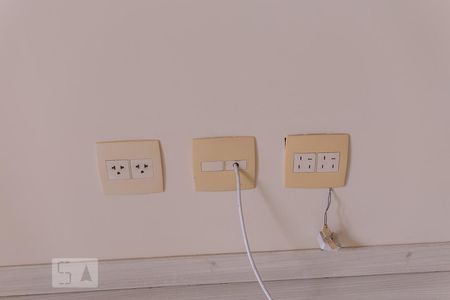 Detalhe de apartamento para alugar com 3 quartos, 80m² em Santana, Porto Alegre