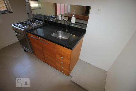 Apartamento para alugar com 63m², 2 quartos e sem vagaCozinha - Armários
