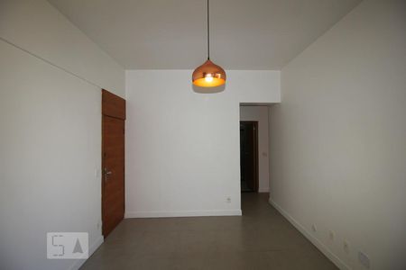 Sala de apartamento para alugar com 2 quartos, 63m² em Botafogo, Rio de Janeiro
