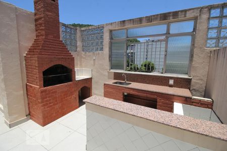 Apartamento para alugar com 63m², 2 quartos e sem vagaÁrea comum - Churrasqueira