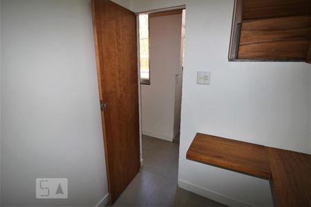 Apartamento para alugar com 63m², 2 quartos e sem vagaQuarto de Serviço