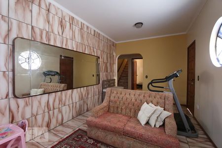 Casa à venda com 300m², 4 quartos e 4 vagasAcademia
