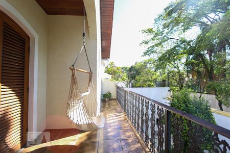 Casa à venda com 300m², 4 quartos e 4 vagasVaranda da sala