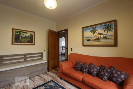 Casa à venda com 300m², 4 quartos e 4 vagasSala de tv