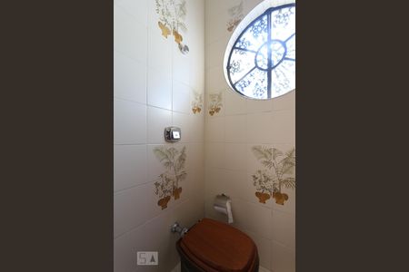 Casa à venda com 300m², 4 quartos e 4 vagasLavabo