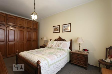 Casa à venda com 300m², 4 quartos e 4 vagasSuíte 1
