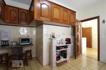 Casa à venda com 300m², 4 quartos e 4 vagasCozinha