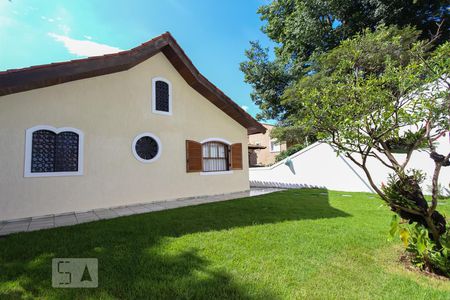 Casa à venda com 300m², 4 quartos e 4 vagasFachada