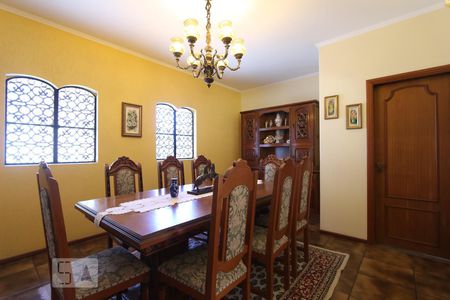 Sala de casa para alugar com 4 quartos, 300m² em Jardim Morumbi, São Paulo