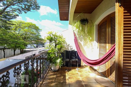 Casa à venda com 300m², 4 quartos e 4 vagasVaranda da sala