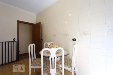 Casa à venda com 300m², 4 quartos e 4 vagasCopa