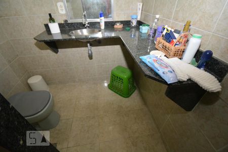 Casa para alugar com 220m², 3 quartos e 3 vagasBanheiro da Suíte 1