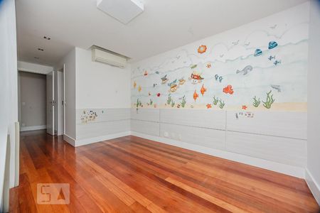 Apartamento à venda com 500m², 4 quartos e 4 vagasQuarto da Suíte 2