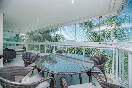 Apartamento à venda com 500m², 4 quartos e 4 vagasVaranda da Sala