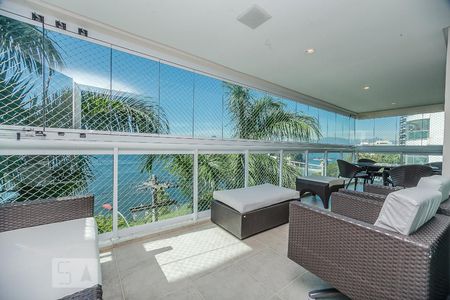 Apartamento à venda com 500m², 4 quartos e 4 vagasVaranda da Sala