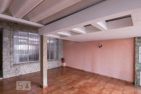 Casa à venda com 178m², 3 quartos e 2 vagasGaragem