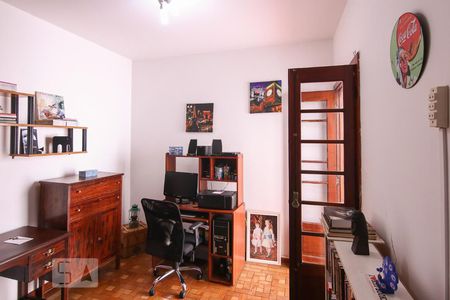 Casa à venda com 178m², 3 quartos e 2 vagasQuarto 2