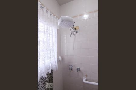 Casa à venda com 178m², 3 quartos e 2 vagasBanheiro de Serviço