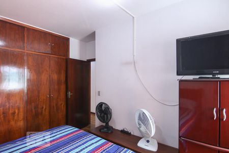 Casa à venda com 178m², 3 quartos e 2 vagasQuarto 1