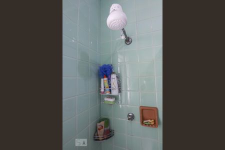 Casa à venda com 178m², 3 quartos e 2 vagasBanheiro Social