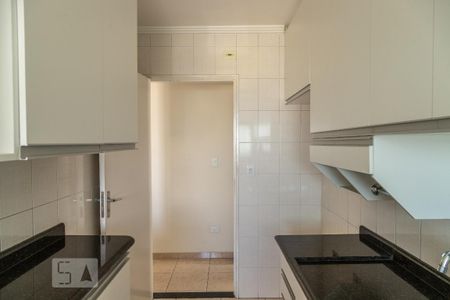 Apartamento para alugar com 65m², 2 quartos e 1 vaga Apartamento para alugar com 65m², 2 quartos e 1 vagaCozinha