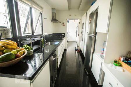 Apartamento à venda com 185m², 3 quartos e 2 vagasCozinha