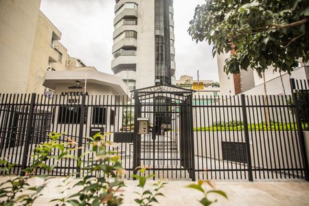 Apartamento à venda com 185m², 3 quartos e 2 vagasFachada