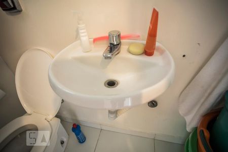 Apartamento à venda com 185m², 3 quartos e 2 vagasDetalhe do Banheiro do Quarto Extra - Reversível