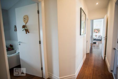 Apartamento à venda com 185m², 3 quartos e 2 vagasCorredor