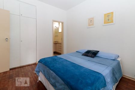 Apartamento para alugar com 117m², 3 quartos e 2 vagas Apartamento para alugar com 117m², 3 quartos e 2 vagasSuíte