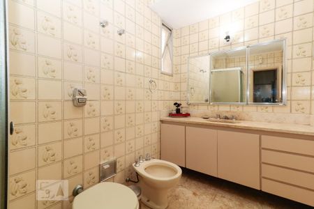 Apartamento para alugar com 117m², 3 quartos e 2 vagas Apartamento para alugar com 117m², 3 quartos e 2 vagasBanheiro
